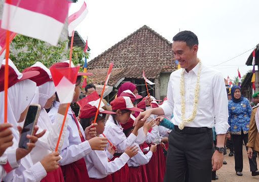 Jalan Mulus, Ekonomi Tumbuh: Warga Pampangan dan Sirah Pulau Padang Rasakan Manfaat Pembangunan Infrastruktur OKI
