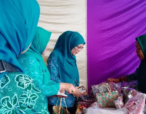 Sekda OKI Kunjungi Stand UP2K Pangkalan Lampam: Dorong Inovasi dan Produktivitas UMKM Lokal