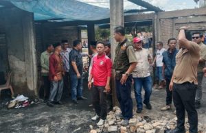 Wabup OKU Marjito Bachri Tinjau Lokasi Kebakaran di Desa Bunglai, Serahkan Bantuan dan Pastikan Penanganan Cepat bagi Korban