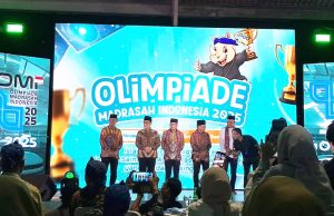 Kepala Kemenag OKI Dukung Langsung 5 Siswa Madrasah di Olimpiade Madrasah Indonesia 2025 di Tangerang