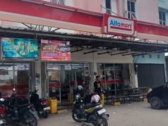 Terekam CCTV, Tiga Pria Diduga Maling di Minimarket Kayuagung Ditangkap Warga dan Petugas