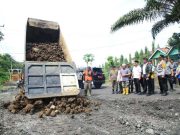 Gubernur Herman Deru Tinjau Jalan Rusak Sekayu–Lubuk Linggau, Tegaskan ODOL Jadi Penyebab Utama