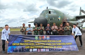 Gubernur Sumsel Lepas Bantuan 14,9 Ton untuk Korban Bencana Sumatera Menggunakan Pesawat Hercules TNI AU