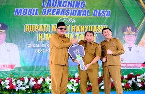 Bupati Muba Resmikan Gedung Serbaguna Beruge dan Luncurkan Mobil Operasional Desa di Babat Toman