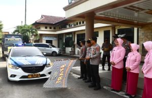 Polres Lampung Tengah Kirim Bantuan Kemanusiaan untuk Korban Bencana Aceh, Sumut, dan Sumbar