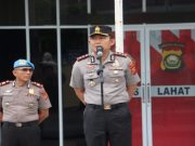 Pimpin Jam Pimpinan, Kapolres Lahat Tekankan Disiplin, Pelayanan Humanis, dan Kesiapsiagaan Personel