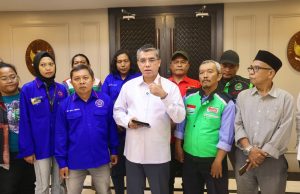 Menaker Dorong Pekerja Ojol dan Kurir Manfaatkan Diskon 50 Persen Jaminan Sosial, Perlindungan Diperluas