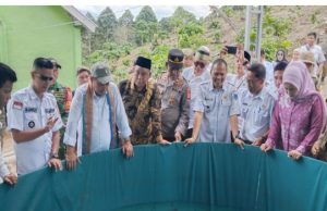 Bupati Lahat Tinjau Agrowisata Kebun Buah Cuko Simpou, Dorong Ketahanan Pangan dan Ekonomi Desa