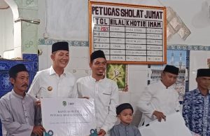 Safari Ramadan PALI 2026: Bupati Asgianto Salurkan Bantuan, Serap Aspirasi Warga Pengabuan Timur