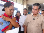 Menaker Yassierli Tinjau Posko K3 Mudik Aman di Terminal Pulo Gebang, Pastikan Pengemudi Bus Fit dan Siap Bertugas