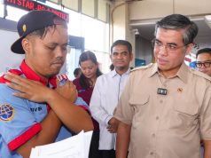 Menaker Yassierli Tinjau Posko K3 Mudik Aman di Terminal Pulo Gebang, Pastikan Pengemudi Bus Fit dan Siap Bertugas