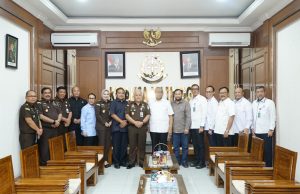 Wamenaker Afriansyah Noor Temui Kejati Sumut, Bahas Sinergi Penegakan Hukum dan Pelatihan Kerja bagi Pelaku Tindak Pidana