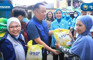 Operasi Pasar Murah di TPA Sukawinatan, Wagub Sumsel Tegaskan Komitmen Tekan Inflasi