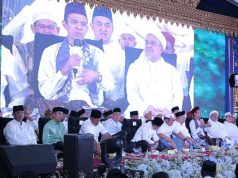 Peringatan 40 Hari Wafat Kms H.A. Halim Ali di Palembang, Ratusan Jamaah Hadiri Tarawih Bersama UAS dan Tokoh Nasional