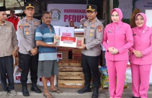 Bantuan Korban Kebakaran Ogan Ilir Disalurkan Polres dan Baznas, 500 Kg Beras Digelontorkan