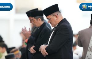 Sekda Sumsel Edward Candra Salat Idul Fitri 1447 H di Masjid At Takwa Palembang, Sampaikan Pesan Persatuan