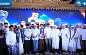 Herman Deru Hadiri Takziah 40 Hari Kemas Abdul Halim Ali di Palembang, Suasana Khidmat Penuh Doa