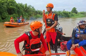 Basarnas Cari Korban Speedboat Terbalik di Sungai Komering OKI Saat Lebaran