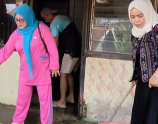 Jumat Bersih, Program Kelurahan Talang Ubi Timur, Sasaran Rumah Lansia Dibersihkan