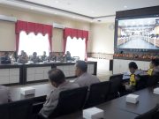 Kapolres Blitar Ikuti Zoom Meeting KAKORBINMAS BAHARKAM POLRI Bersama BHABINKAMTIBMAS