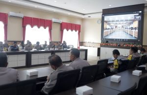 Kapolres Blitar Ikuti Zoom Meeting KAKORBINMAS BAHARKAM POLRI Bersama BHABINKAMTIBMAS