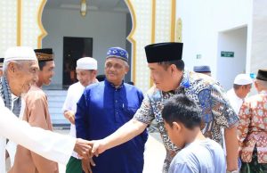 Kunjungan Cik Ujang Muara Enim, Salat Jumat dan Serap Aspirasi Warga Desa Lubuk Raman