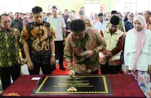 Sekolah Berasrama Religi OKU Timur Diresmikan Herman Deru, Perkuat Pendidikan Karakter Siswa