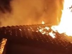 Kebakaran Dini Hari Hanguskan Rumah di Desa Tanjung Alai OKI