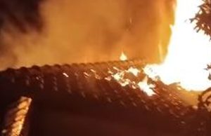 Kebakaran Dini Hari Hanguskan Rumah di Desa Tanjung Alai OKI