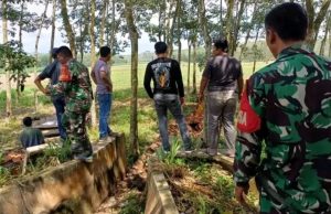 Irigasi Rusak Parah, Aliran Air Sawah Warga Mendadak Terhenti