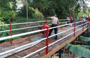 Sinergi untuk Negeri, Polri dan Masyarakat Bangun Jembatan Merah Putih Presisi Penggerak Ekonomi Desa