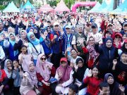 Ribuan Warga Antusias Berburu Hadiah dan Hiburan