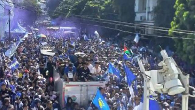 rayakan persib
