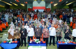 Sertifikasi Kompetensi Mahasiswa Jadi Kunci Daya Saing Kerja, Wamenaker Tekankan Tiga Pilar SDM Unggul
