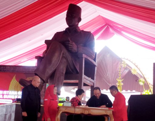 Megawati Resmikan Patung Bung Karno di Istana Gebang, Jejak Masa Kecil Bung Karno Kembali Bersinar dari Kota Blitar