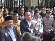 Ketua DPRD Sumsel Temui Massa Aksi “Indonesia Darurat”, Mahasiswa Ditawari Kawal Aspirasi Langsung ke Jakarta