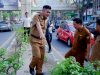 Pengecatan Besar-Besaran Jelang HUT Palembang, Namun Warga Soroti Kondisi Jalan
