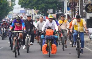 Terungkap Misi di Balik Gowes Garut-Mekkah, Mampukah Tiba dalam Empat Bulan?