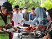 Terungkap! Ribuan Warga Antusias Ikut Makan Gratis, Namun Keberlanjutannya Masih Menjadi Pertanyaan