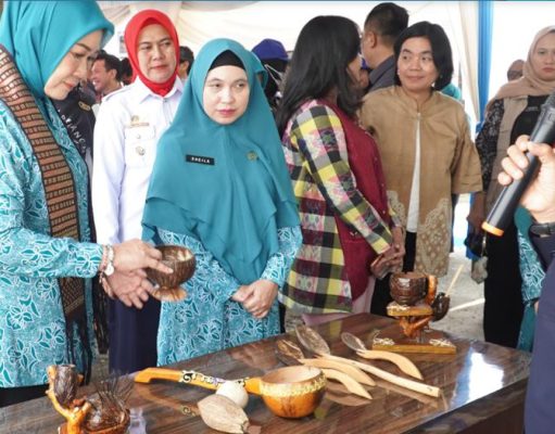 Feby Deru Dorong Batik Karang Manik Gunakan Pewarna Alami, Peluang Pasar Terbuka Lebar