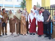 Kehadiran Ayah di Hari Pertama Sekolah Jadi Sorotan, Sudahkah Menjadi Budaya?