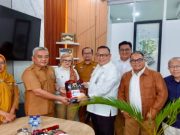 HUT Ke-4 Tirta Sriwijaya Maju Berbagi Sembako, Namun Tantangan Lingkungan Masih Menjadi PR