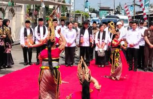 Ziarah Makam Bung Karno, Wawali Kota Blitar Dampingi Pimpinan MPR RI : Perkuat Semangat Nasionalisme dan Tingkatkan Ekonomi