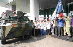 Gebyar Merdeka Nusantara 2026: Anak-anak Antusias Naik Panzer Anoa, Edukasi Bela Negara Jadi Sorotan
