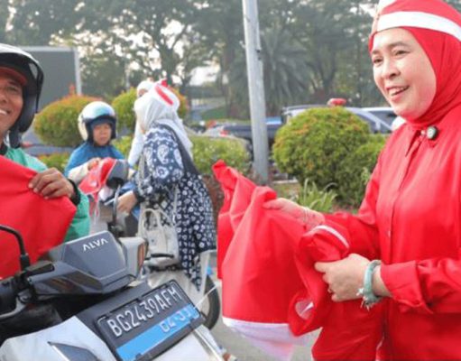 Pembagian 5.000 Bendera Merah Putih di Palembang Dorong Nasionalisme Jelang HUT ke-81 RI 2026