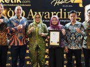 Komunikasi Publik Digital Jadi Sorotan, Plt Bupati Muara Enim Raih Penghargaan Ketik.com