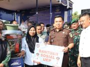 Bupati OKU Timur Serahkan Bantuan UEP untuk 150 KPM di 20 Kecamatan