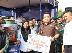Bupati OKU Timur Serahkan Bantuan UEP untuk 150 KPM di 20 Kecamatan