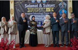 107 Peserta Ikuti Yudisium ITPA Tahun 2026, Wawako Dorong Lulusan Berinovasi